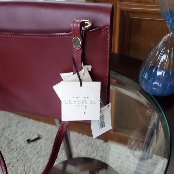 Celine Lefebure

Victoria Leather Crossbody bag - Picture 4 of 13